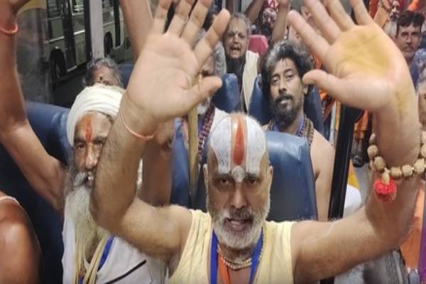 अमरनाथ यात्रा का पहला जत्था रवाना, रजिस्टर्ड श्रद्धालुओं को मिली एंट्री, इस बार पहले से बेतहर व्यवस्था; जानें खास बातें