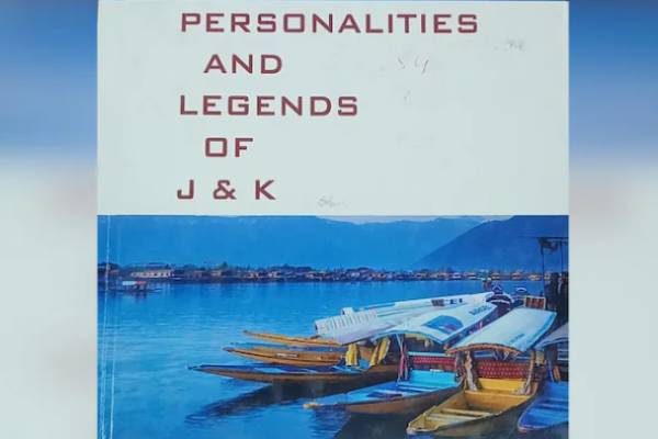 आतंकी हाफिज सईद ‘महान’ हस्ती; जम्मू-कश्मीर की किताब में मचा बवाल, जानें क्या है मामला