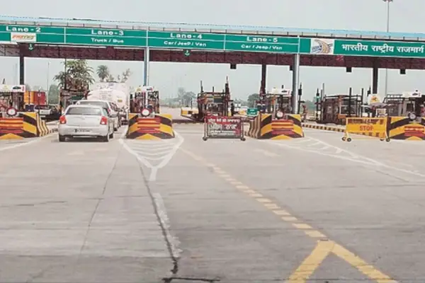जयपुर-दिल्ली मार्ग पर सफर हुआ महंगा, NHAI ने बढ़ाई टोल दरें, जानें कितना पड़ेगा असर