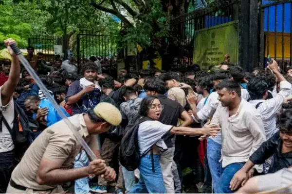 नाबालिग छात्रों को तुरंत रिहा करो, किसी प्रदर्शनकारी स्टूडेंट पर कार्रवाई नहीं; पुलिस कार्रवाई पर सुप्रीम कोर्ट सख्त