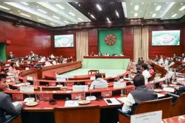 कल से शुरू होगा संसद का मानसून सत्र : सरकार ने बुलाई सर्वदलीय बैठक; विपक्षी सांसद 15 मिनट में बाहर निकले, फिर शामिल हुए