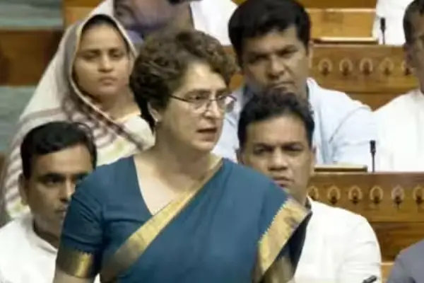 नए शिक्षा मंत्री पर विपक्ष के आरोपों से गरमाई लोकसभा, कांग्रेस सांसद के सवालों पर सत्ता पक्ष ने किया जोरदार हंगामा