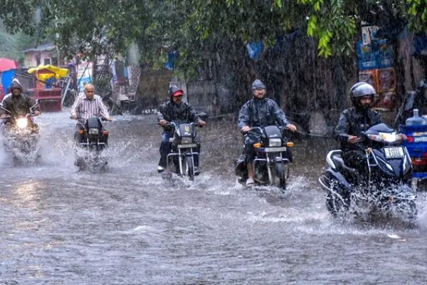 देशभर में आफत की बारिश: असम में बाढ़ से 41 की मौत, MP-राजस्थान समेत कई राज्यों में रेड अलर्ट