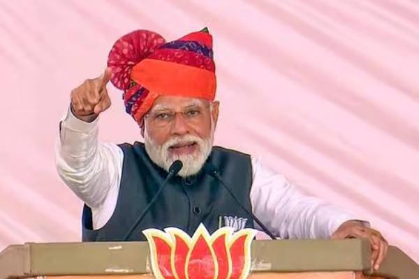 ‘युद्ध के समय नहीं आने दिया ऊर्जा संकट’, पीएम मोदी ने रिफाइनरी लोकार्पण पर गिनाईं ये उपलब्धियां