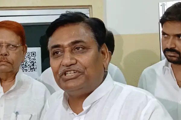 राजस्थान कांग्रेस में फिर बढ़ी अंदरूनी खींचतान! गहलोत और डोटासरा के रुख पर चर्चा तेज